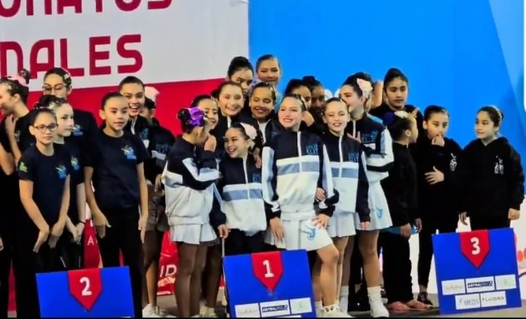 ¡Campeonas Nacionales en Natación Artística!